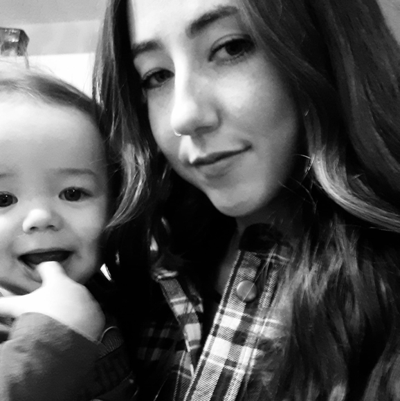 Meet your Posher, Janelle - Picture 1 of 1